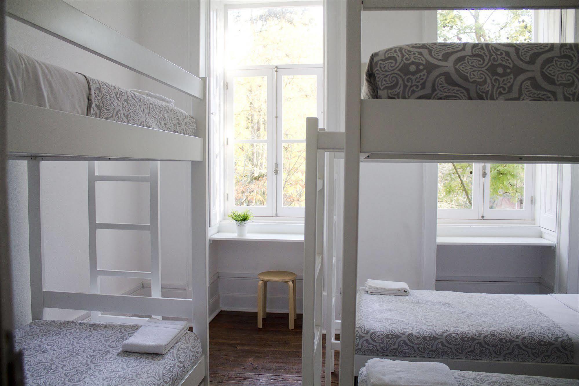 Hostel Ww & Coimbra